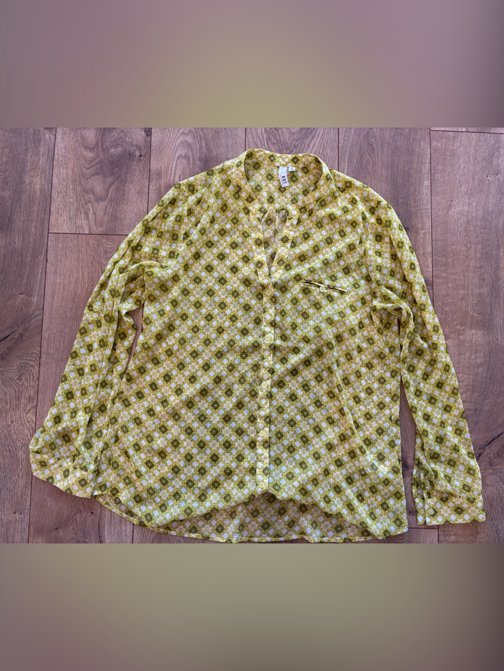 Kut from the Kloth Olive Green Geometric Button-Down Blouse